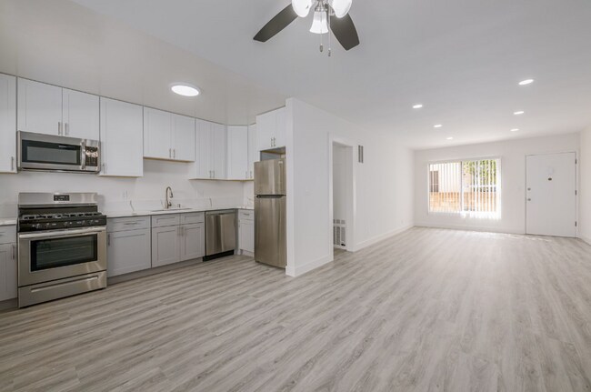 Foto del edificio - 1339 S Ogden Dr Los Angeles, CA 90019