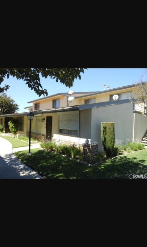 2350 Osbun Rd, San Bernardino, CA 92404 Condo for Rent in San
