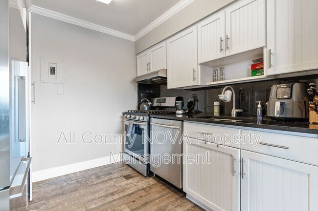 Foto del edificio - 4343 Cherry Hill Rd