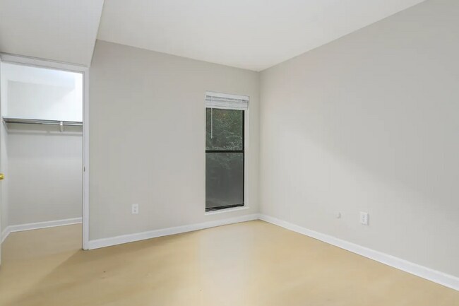 Building Photo - Village Park Apartments