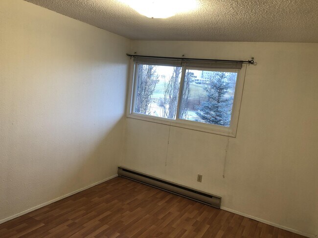 Photo du bâtiment - 1830 17th Ave