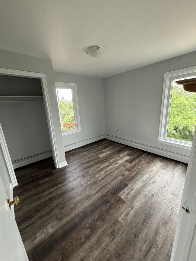 Photo du bâtiment - 59 Hillside Ave