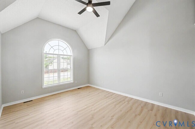 Foto del edificio - 10017 Chartwood Ct