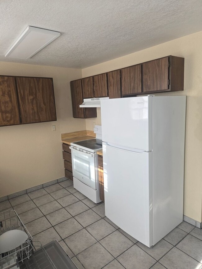 Building Photo - Irrigon Duplex