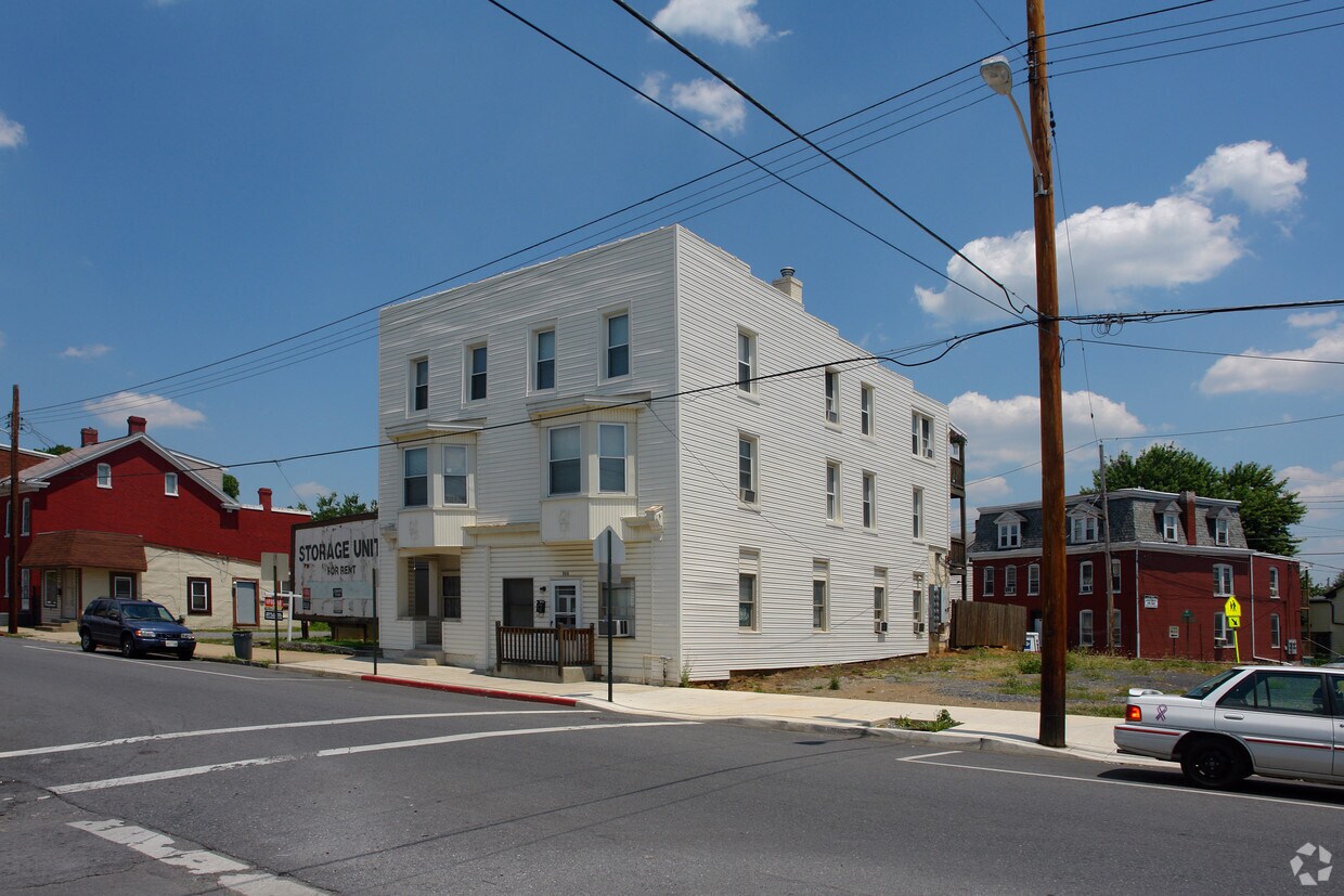 Primary Photo - 346-348 S Potomac St
