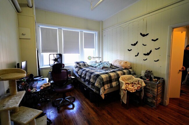 Foto del edificio - 109 Brainerd Rd