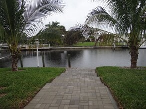 Building Photo - 470 Bal Harbor Blvd