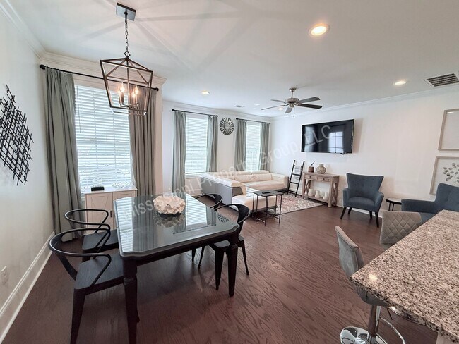 Foto del edificio - 102 Farm View Dr