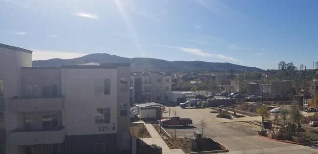 Foto del edificio - 342 Fitzpatrick Rd