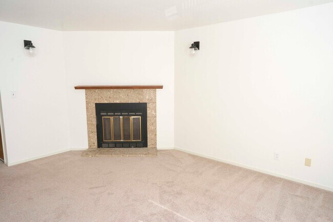 Foto del edificio - Mid-floor Flat in a duplex located in the Inner Richmond / Laurel Heights.