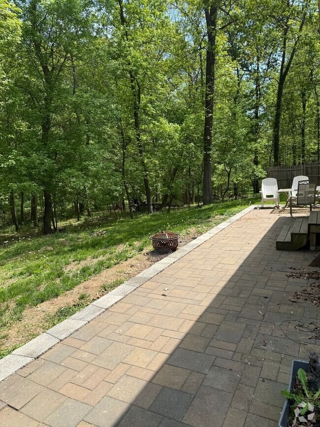 Building Photo - 2509 Hobbs Rd