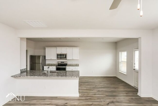 Foto del edificio - 1910 Hialeah Dr