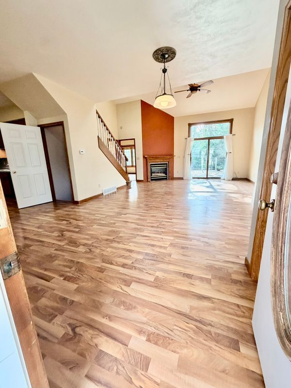 Foto del edificio - 2585 N Millbrook Rd