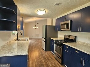 Building Photo - 20 Hartley Woods Dr