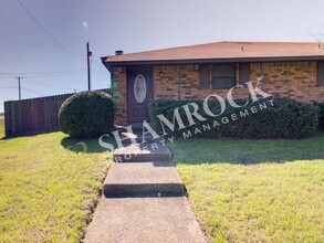 Building Photo - 1419 Chapel Ridge Rd