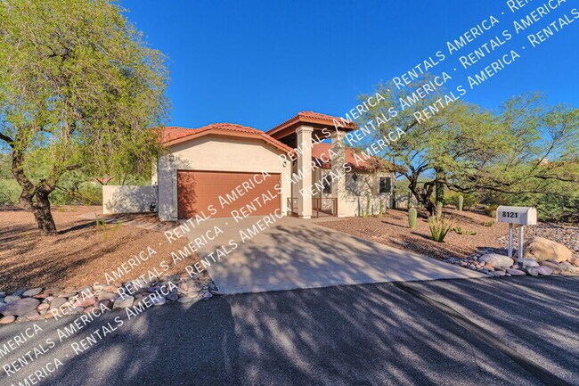Foto del edificio - 8121 E Coronado Rd