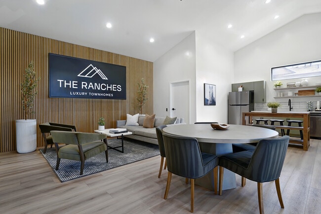 Building Photo - Ranches