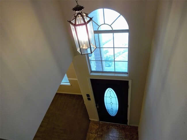 Building Photo - 14435 Long Meadow Dr