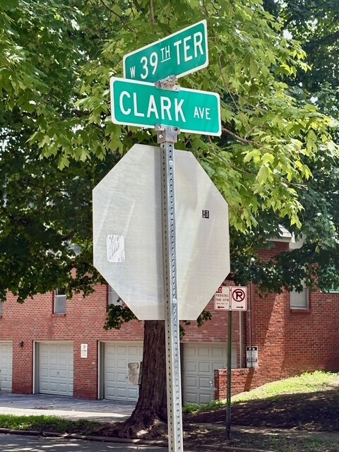 Foto del edificio - 3919 Clark Ave