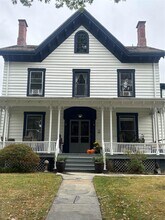 Building Photo - 113 Academy St