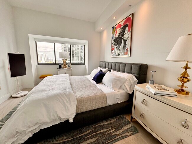Foto del edificio - 480 NE 31st St