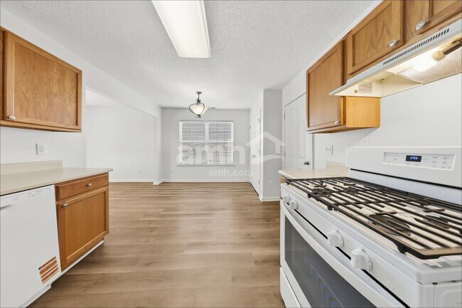 Foto del edificio - 3312 Asgar Ct