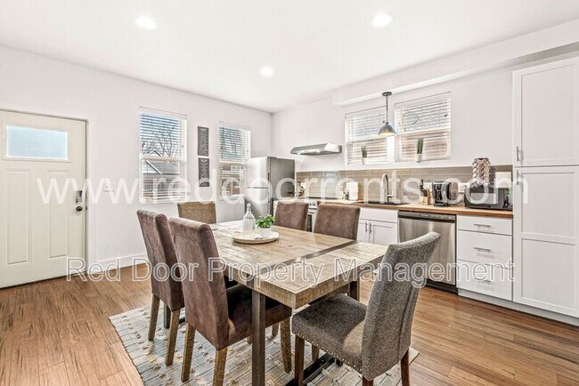 Foto del edificio - 1619 N Tacoma Ave