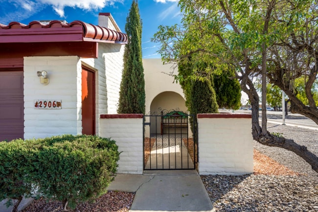 Building Photo - 2906 Sundown Rd