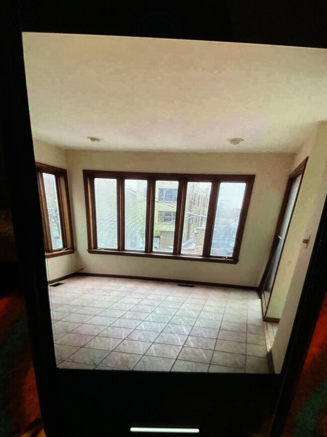 Foto del edificio - 933 S Western Ave