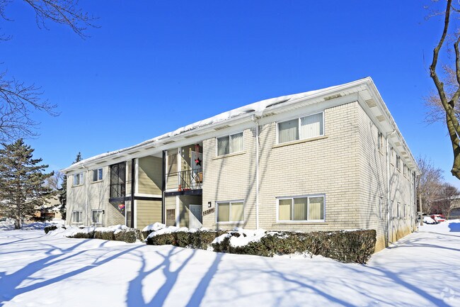 Foto del edificio - Country Apartments