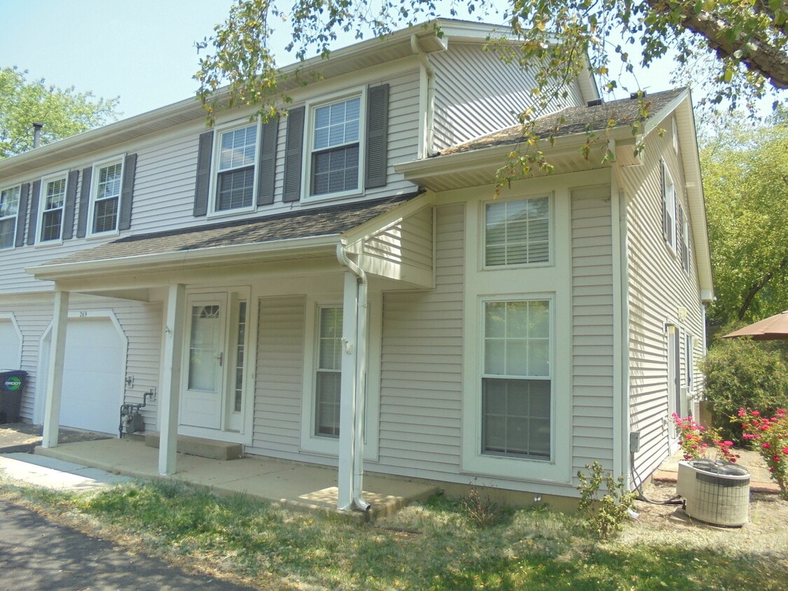 Primary Photo - 269 Butternut Ln