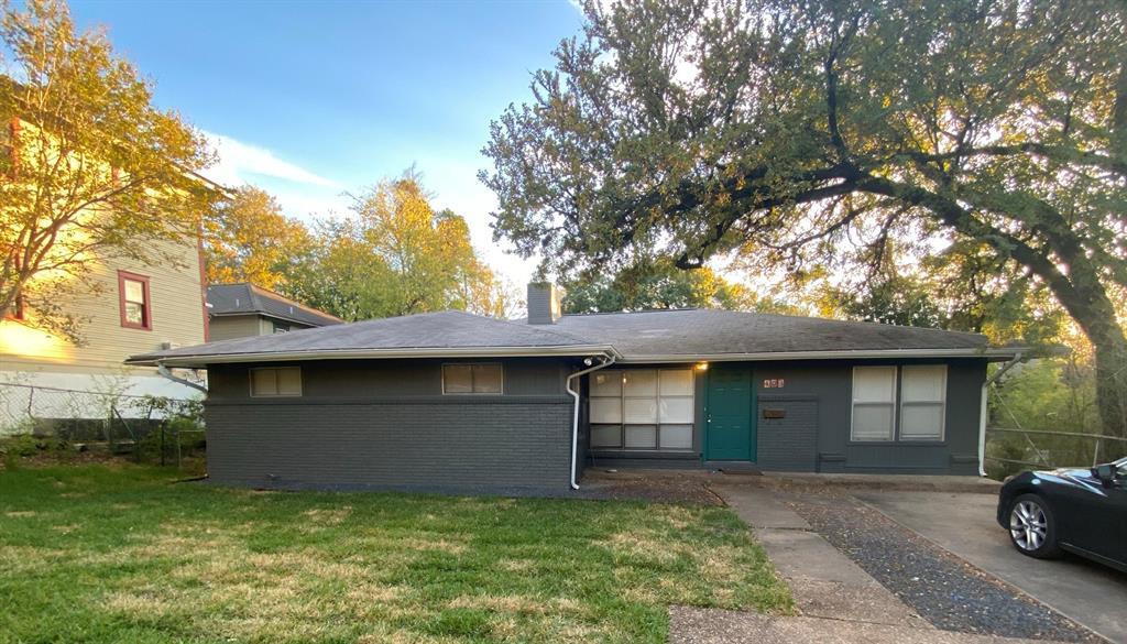 Foto principal - 403 E 33rd St