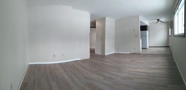 Living Space - 414 10th Ave S