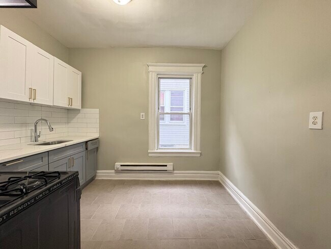 191 Elmwood Ave 1 - 188 Elmwood Ave