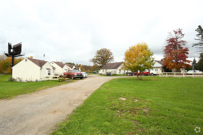 Building Photo - Sunset Acres