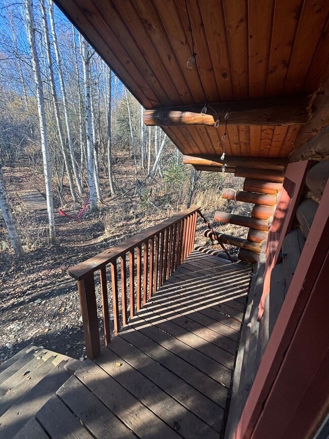 Building Photo - Dry cabin off Goldstream / Dog friendly