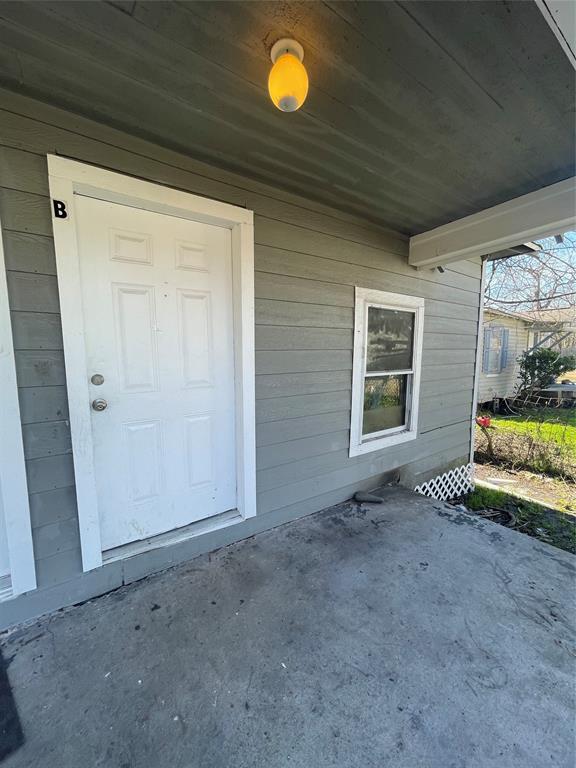 Building Photo - 5514 Bunte St