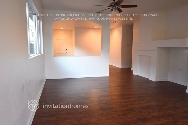 Foto del edificio - 9213 Surlingham Ct