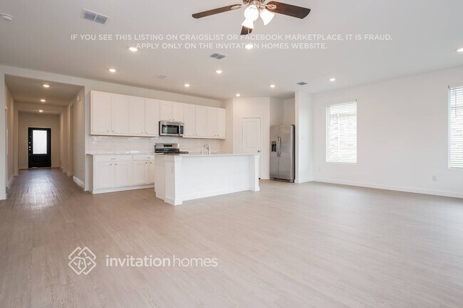 Building Photo - 339 Sedalia Trl