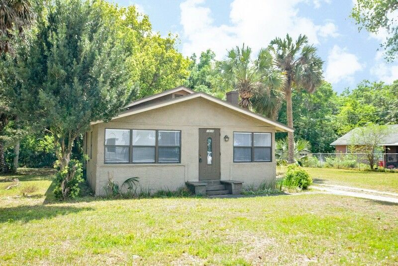 Adorable 2 Bed 1 Bath in Eustis Available May House Rental in Eustis