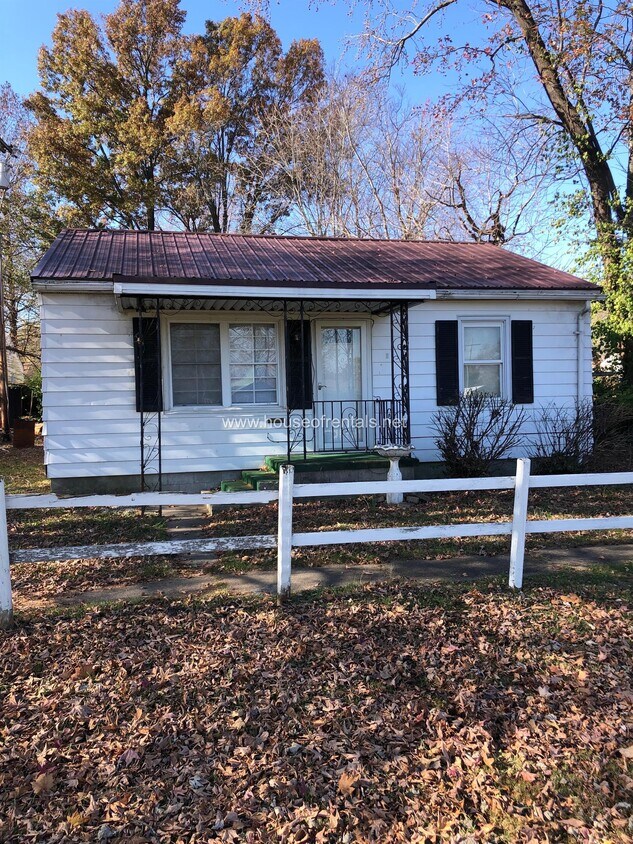 3 Ct A, Herrin, IL 62948 House Rental in Herrin, IL