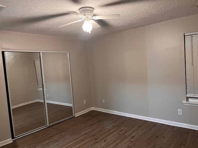Upstairs Bedroom - 3572 Devon Chase Rd