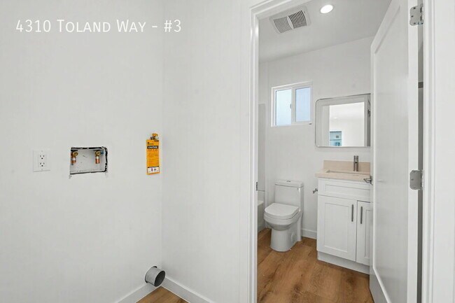 Foto del edificio - 4310 Toland Way