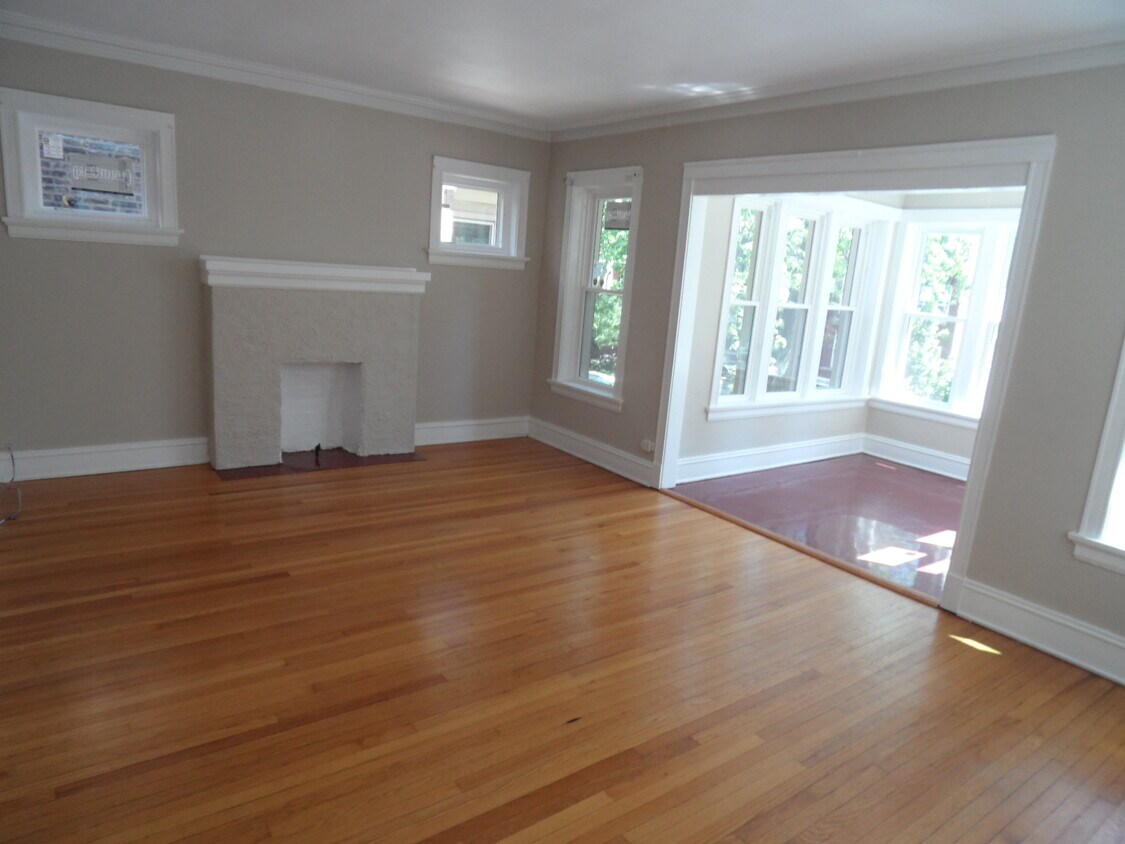 Foto principal - 1350 W Thorndale Ave