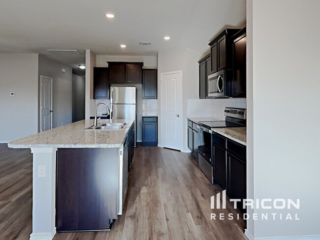 Building Photo - 440 Uncle Billy Way Jarrell TX