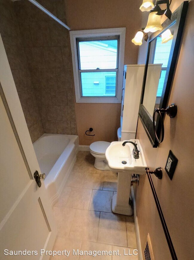 Foto del edificio - 3 br, 2 bath House - 2439 Jefferson Ave