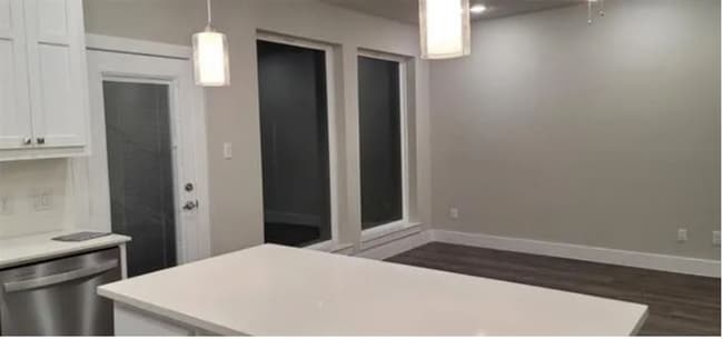 Foto del edificio - 2112 Shea Rd