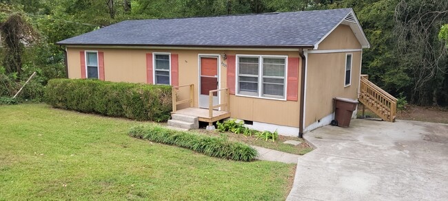 Building Photo - 4325 Voss Ave