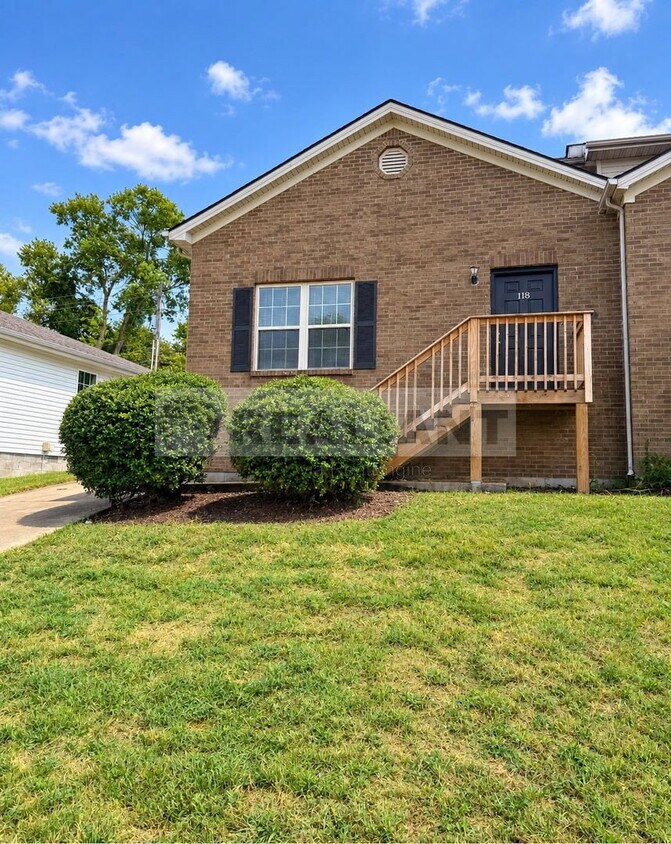 Photo - 118 Maple Leaf Lane