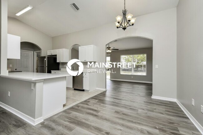 Building Photo - 3 Bedroom Pet-Friendly Home in Cape Coral,...